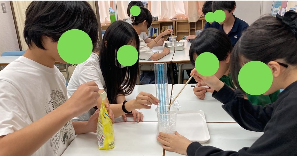 高田馬場にあるフリースクール、クラーク国際中等部東京キャンパスの授業の様子