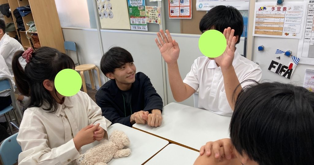 東京にあるフリースクール、クラーク国際中等部東京キャンパスの授業の様子