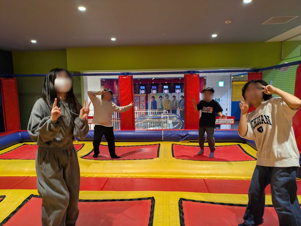埼玉県所沢市にあるフリースクール、クラーク国際中等部所沢キャンパスで行ったスポッチャの様子