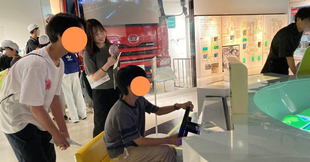 新宿にあるフリースクール、クラーク国際中等部東京キャンパスの授業の様子